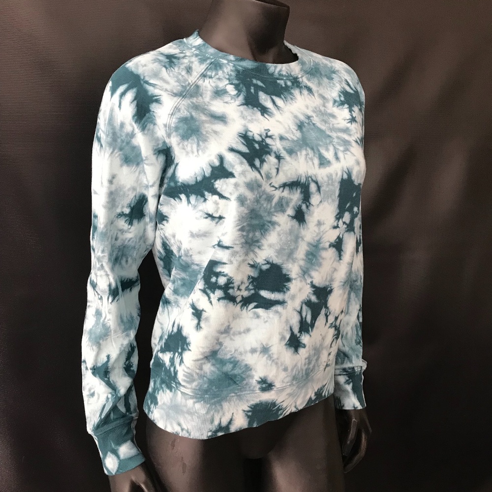 Athleta Teal and White Tie-Dye Crewneck Sweatshirt NWOT